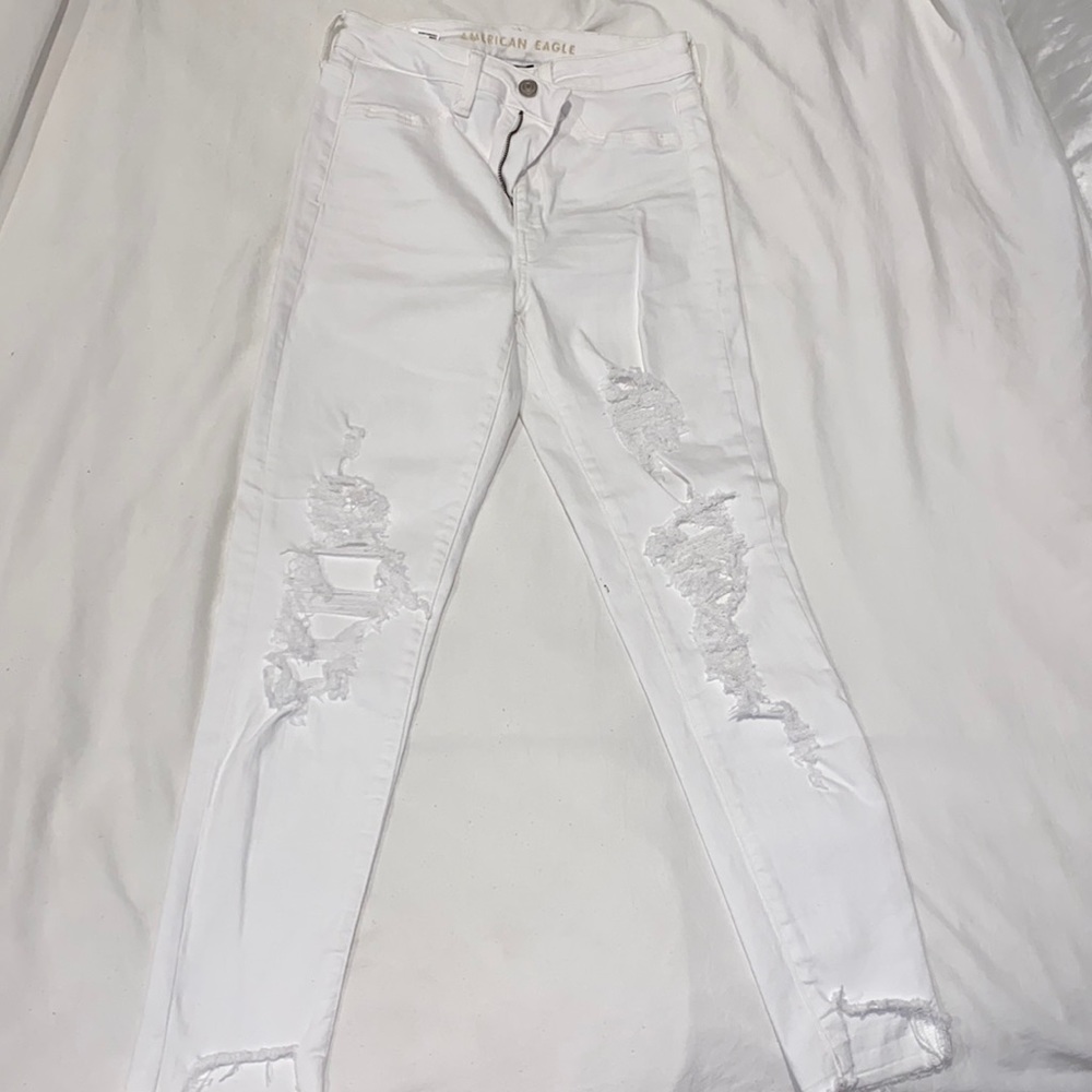 White ripped American Eagle Jeans